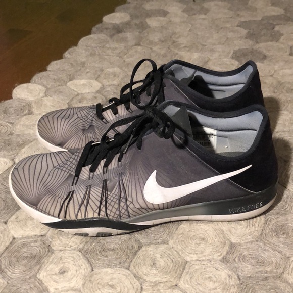 Nike Free TR6 cross training shoe - Picture 2 of 9